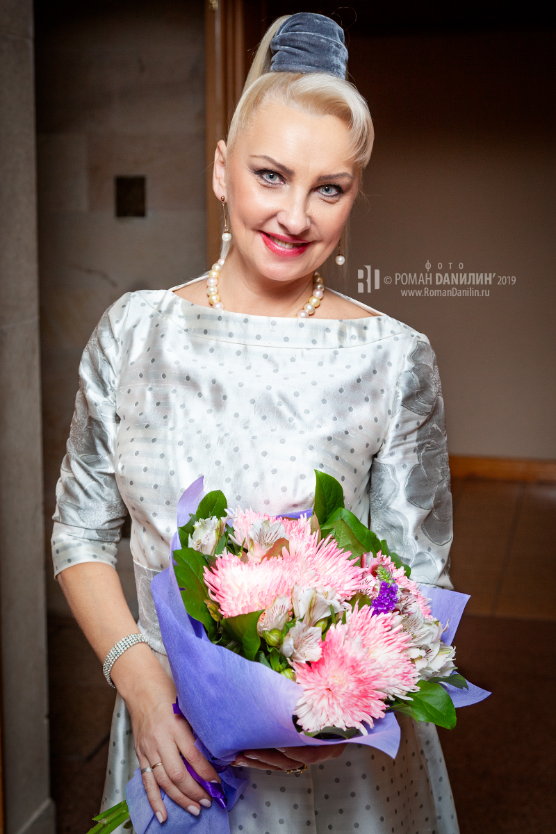 Марина Парусникова отмечает День рождения © фото Роман Данилин' 2019 / www.RomanDanilin.ru